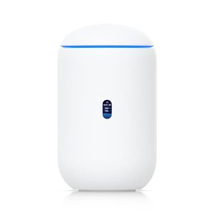 Ubiquiti UDR7, UniFi 5-Port Dream Router 7 with 3 RJ45 2.5 GbE, 1 RJ45 2.5 GbE PoE and 1 SFP+ 10 GbE Port