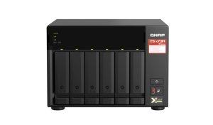 QNAP TS-673A-8G 6 Bay NAS AMD Ryzen™ Embedded V1500B quad-core 2.2 GHz 8G DDR4