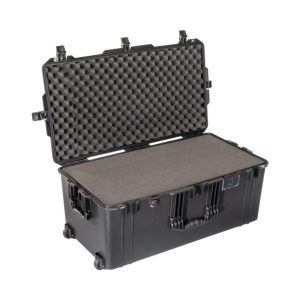 Pelican 1646 Air Case w/ Foam Black